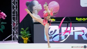 varese karbanov helene un nastro sfe09519 copia simone ferraro ph